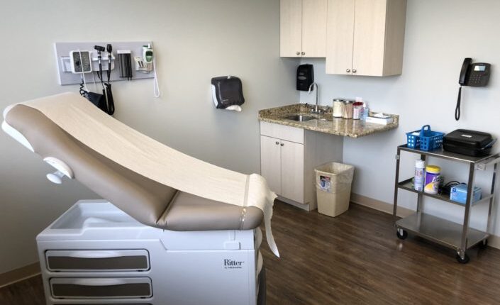urgent-care-center-construction-ny-min-705x430